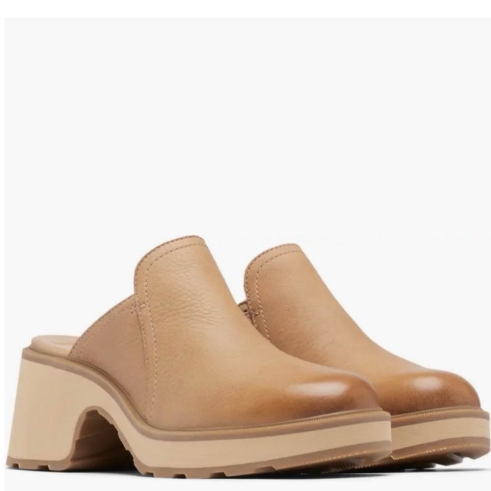 Sorel Women's Tan Leather Platform Clogs